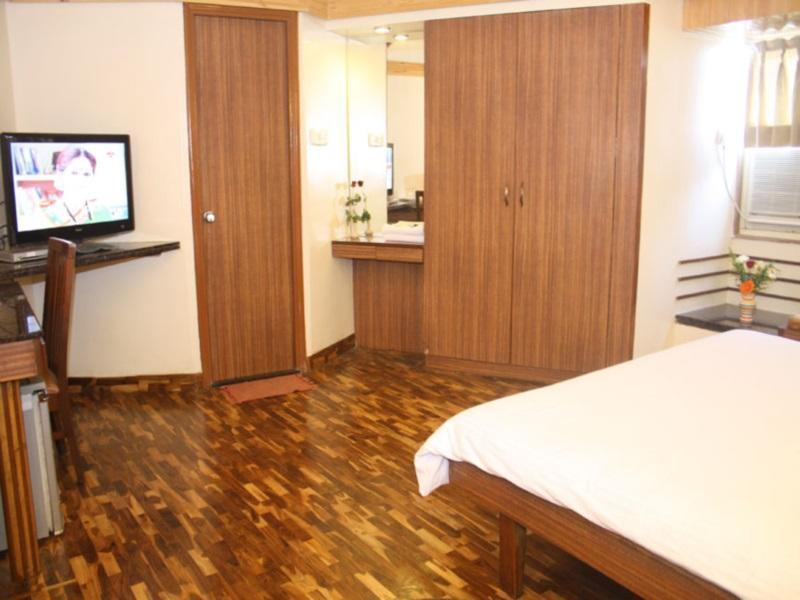 Hotel Treebo Trend Sahara Pune Exterior foto