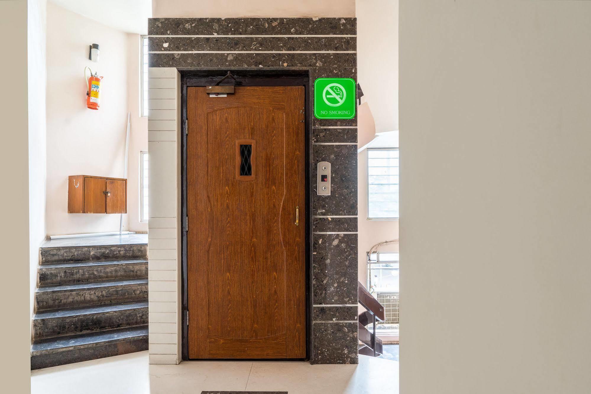 Hotel Treebo Trend Sahara Pune Exterior foto